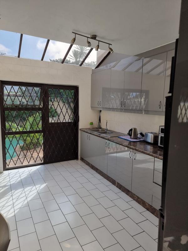 5 Bedroom Property for Sale in Grassy Park Western Cape